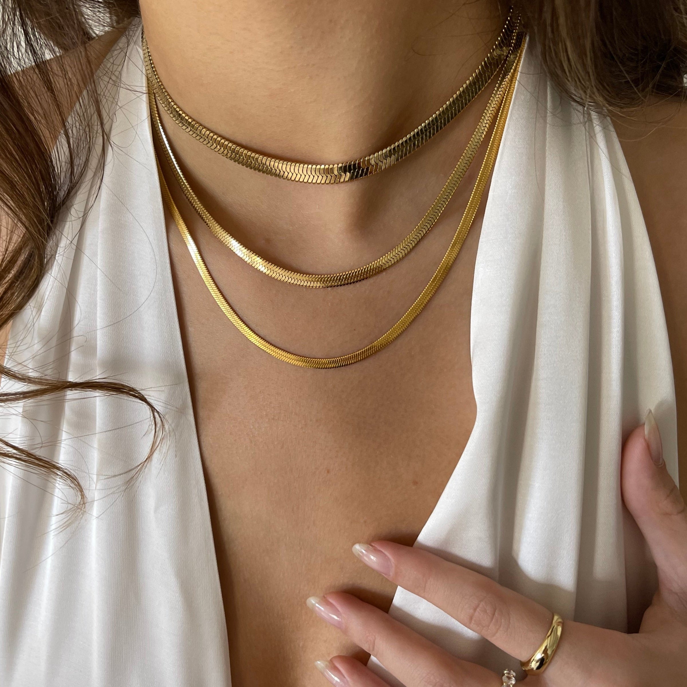 Radiant Serpent Pendant Necklace